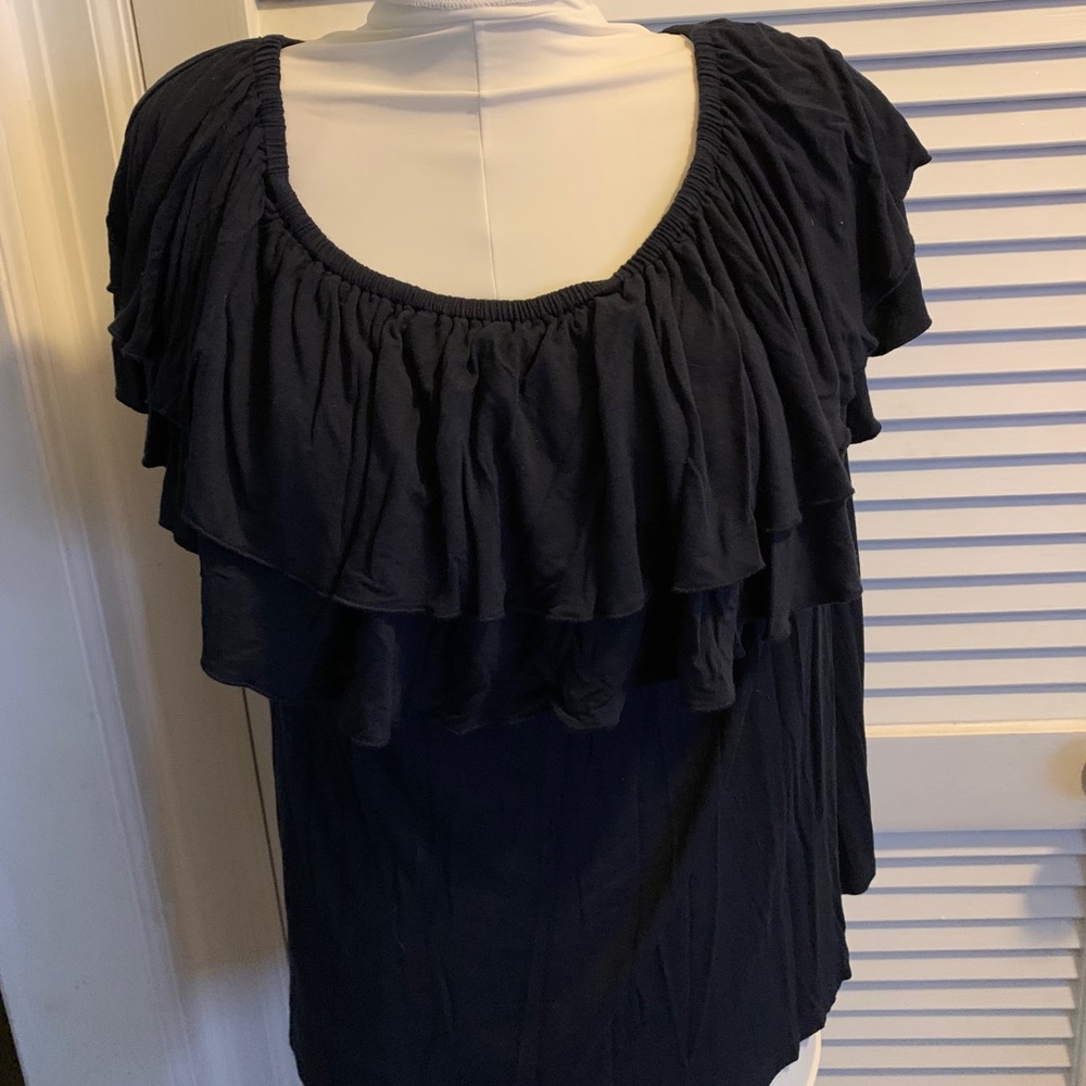 Women’s Navy Ruffled Top Small